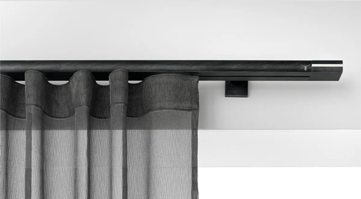 Zefiro Interiors is an official Tao Design dealer and sells high-quality curtain systems such as rods and tracks